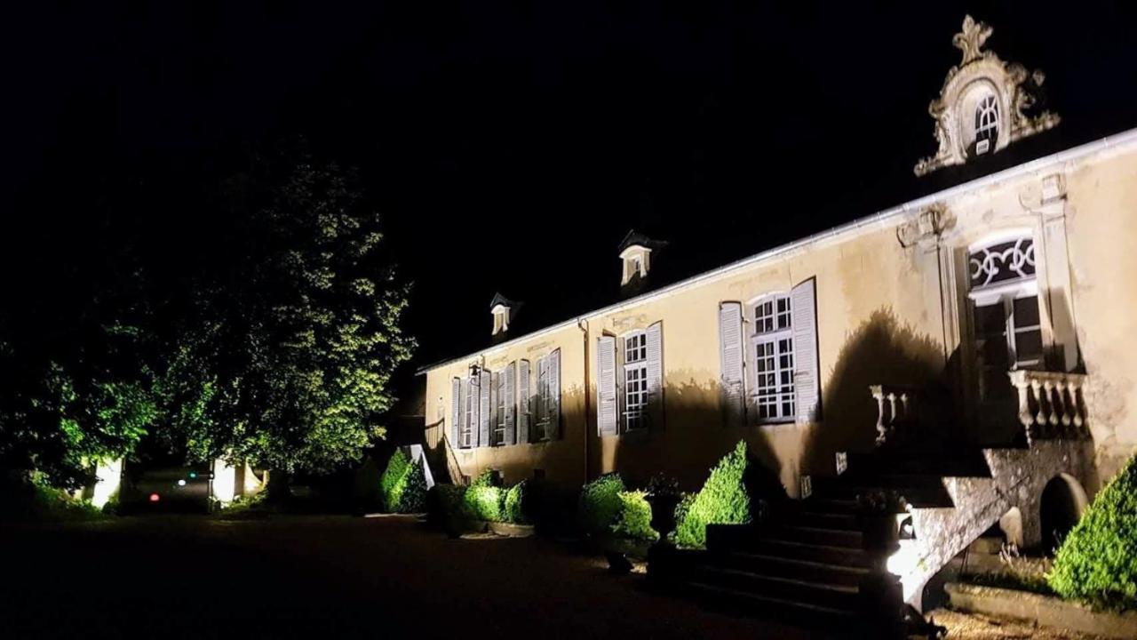 Chateau De Mauvilly Bed & Breakfast Екстериор снимка