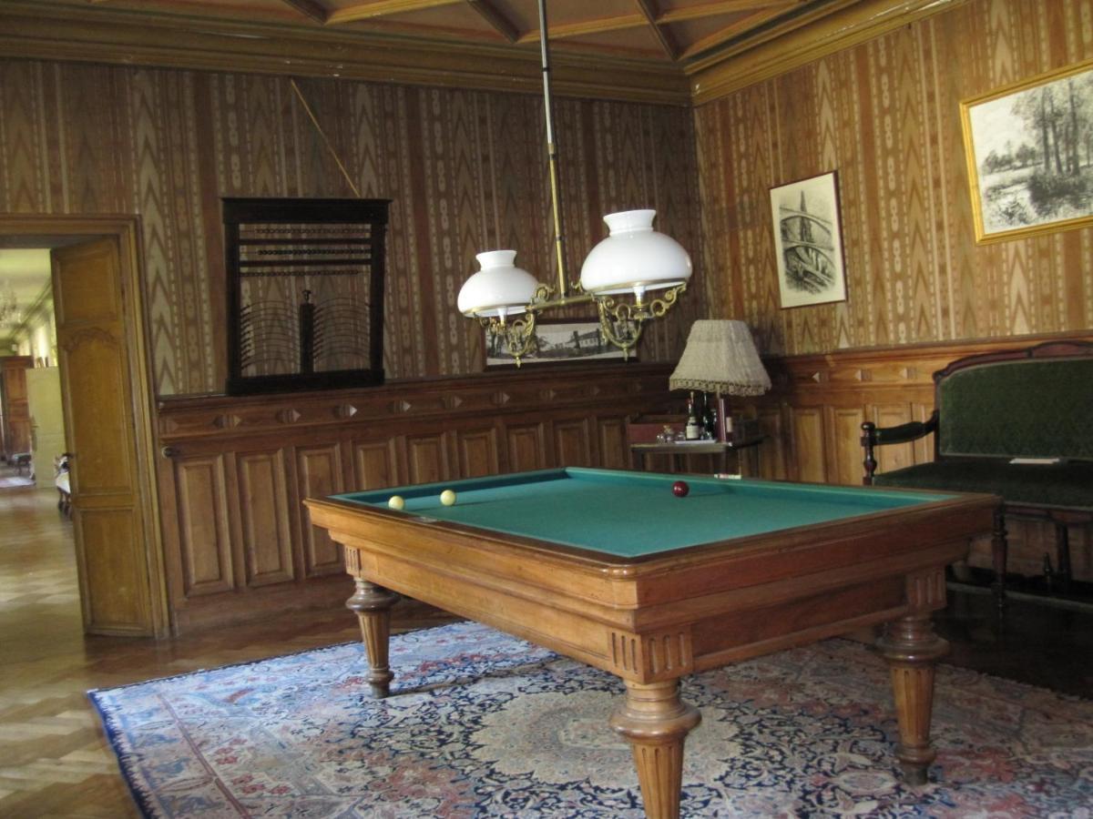Chateau De Mauvilly Bed & Breakfast Екстериор снимка